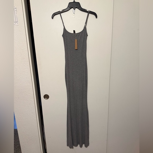 NWT SKIMS

Soft Lounge Long Slip GREY Dress SMALL NEW - Picture 6 of 7